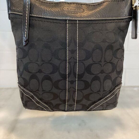 Coach Jacquard Signature Logo Convertible Crossbody Small Bucket Bag (#1) - Picture 2 of 16